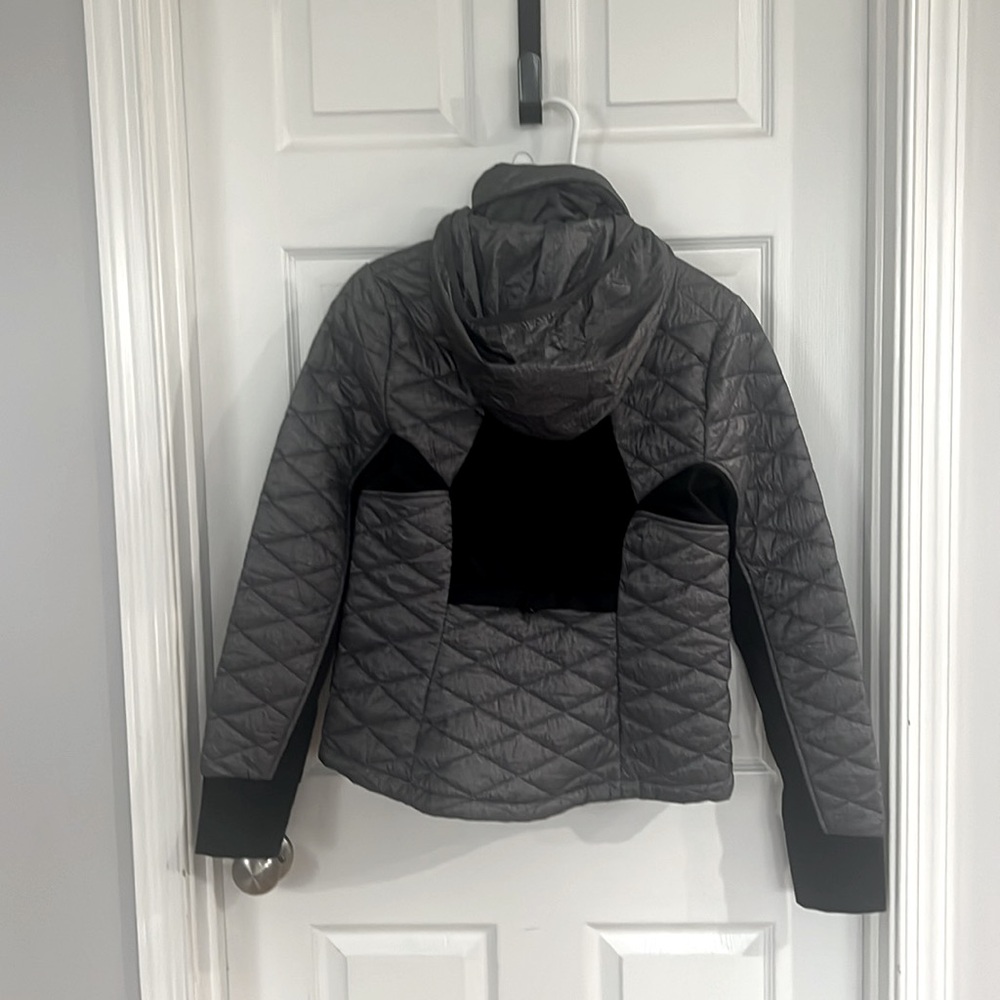 Lightweight Packable Puffer Jacket - image 3